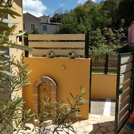 Eirini's House Apartment